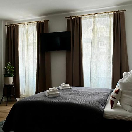 Noy'Z In Der Belebten Neustadt Dresda Esterno foto