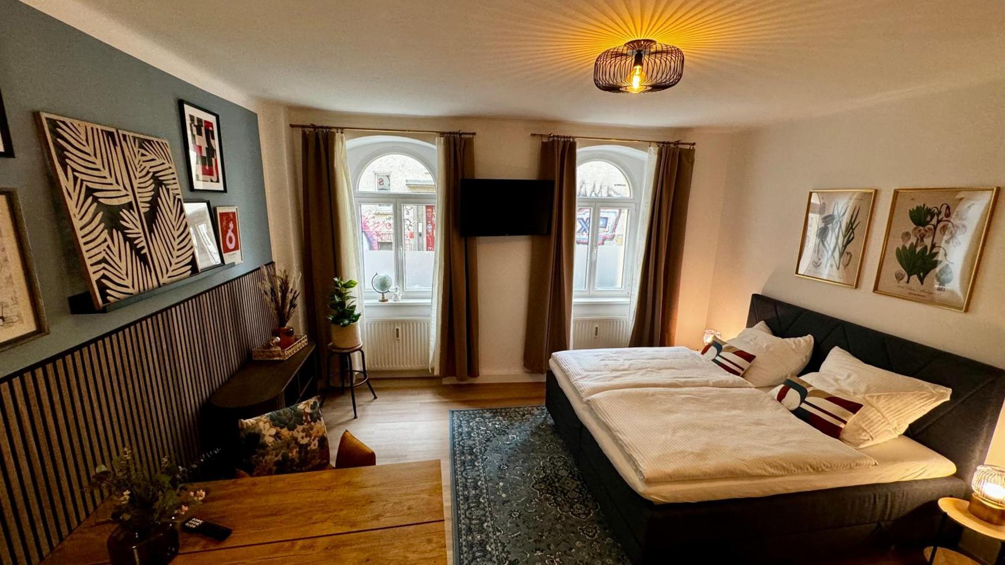 Noy'Z In Der Belebten Neustadt Dresda Esterno foto